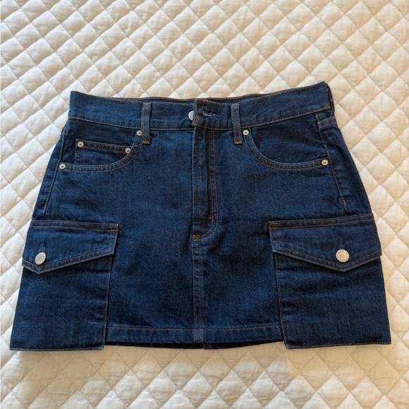 Denim Forum 90’s Mid-Rise Cargo Mini Skirt - Picture 2 of 4